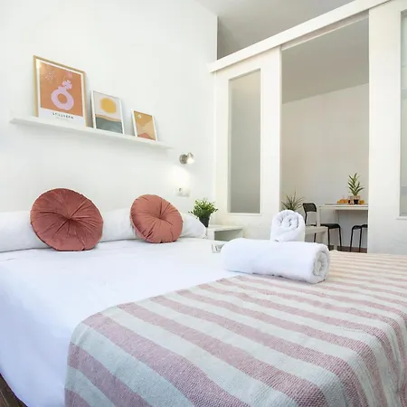 Sunstay Isabel Lofts Center Torremolinos Exterior foto