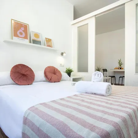 Sunstay Isabel Lofts Center Torremolinos Exterior foto
