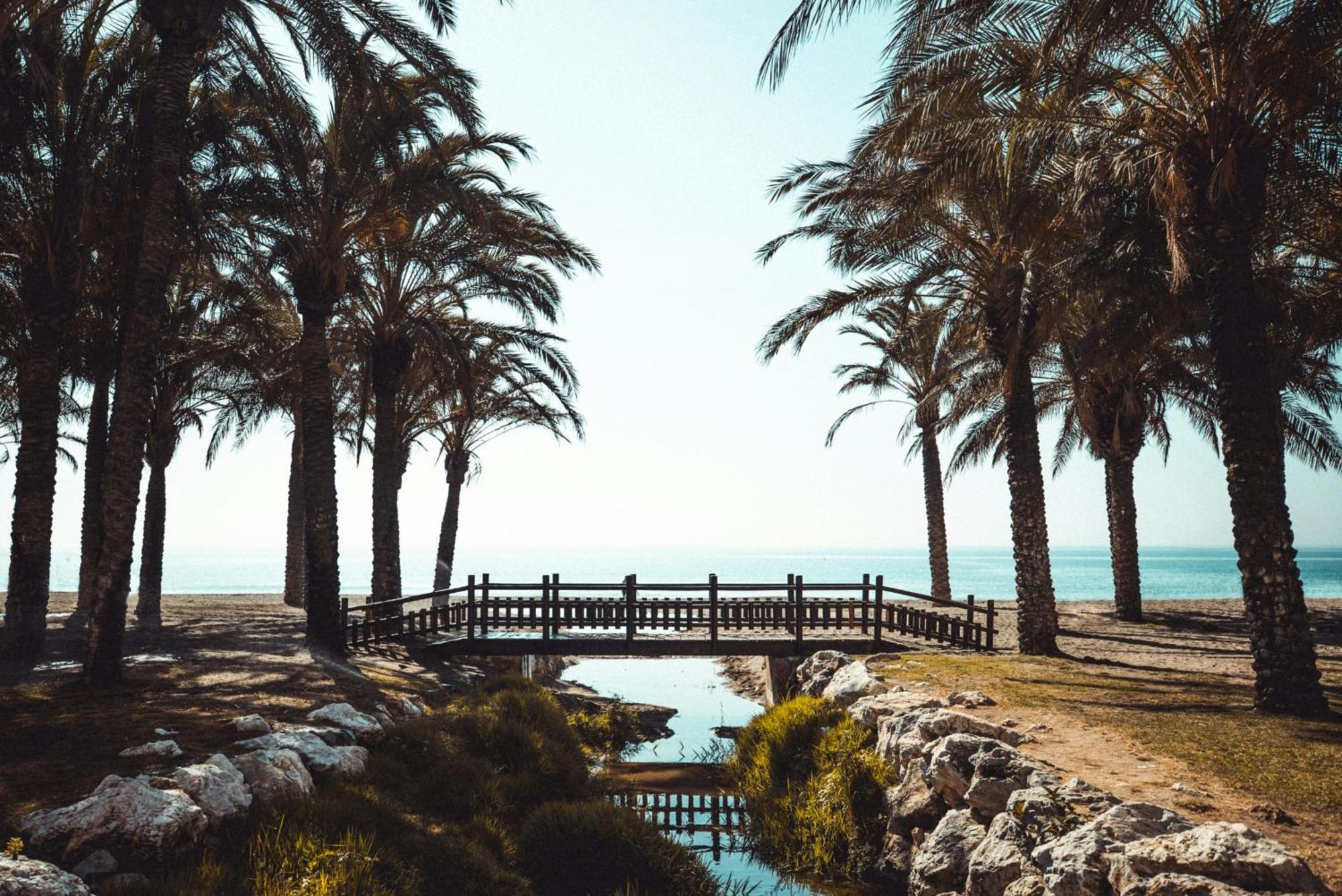 Sunstay Isabel Lofts Center Apartment Torremolinos